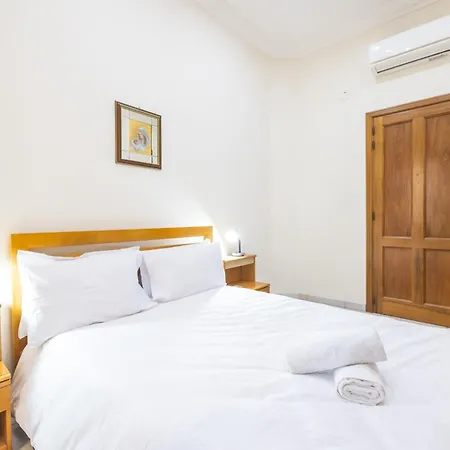 3 Bedroom By Promenade Apartman